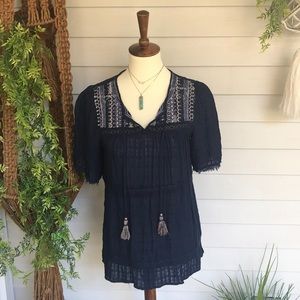 Navy Knox rose short sleeve blouse🌿